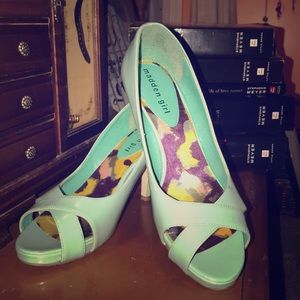 Mint high heels